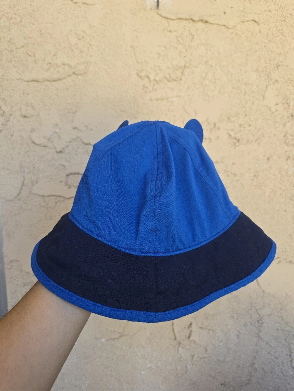 Columbia Blue Bear Design bucket hat
